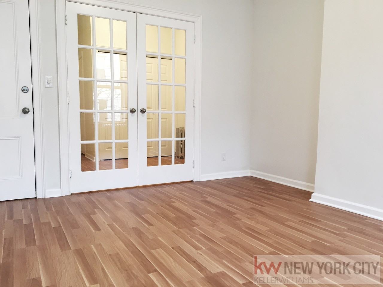 Nassau Ave & Diamond St - Photo 2 of 4