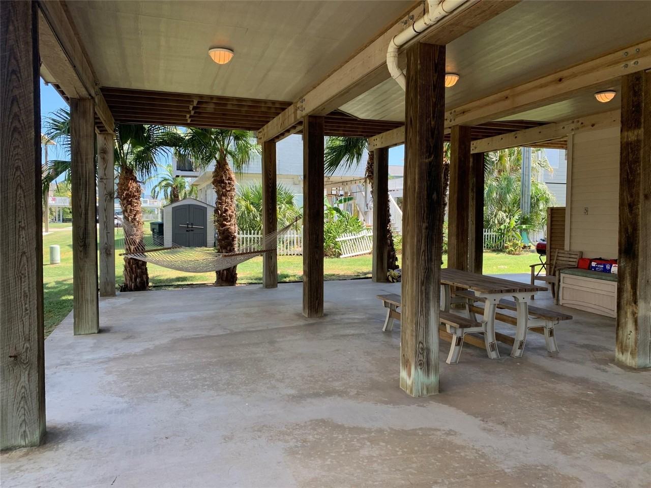 13807 Mutiny Ln - Photo 2 of 44