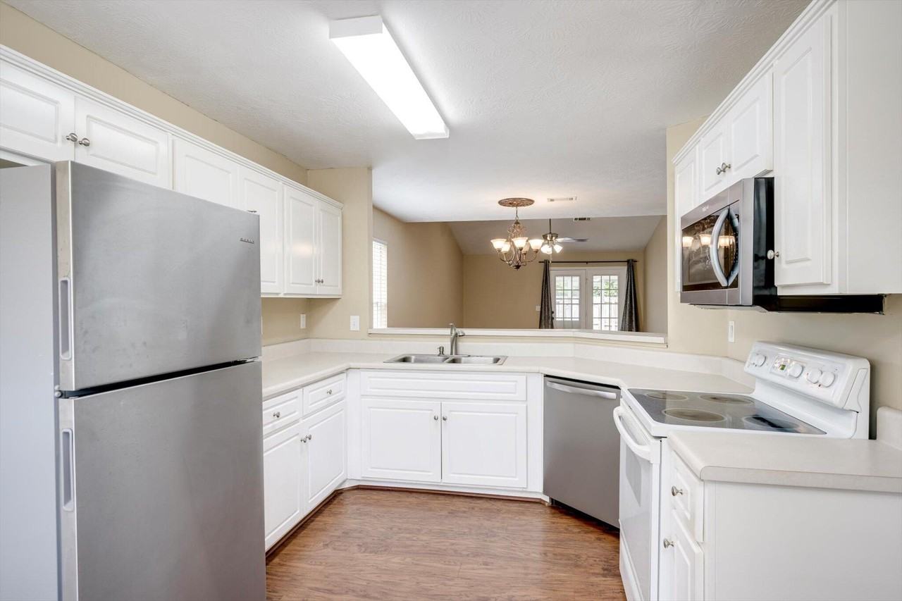 153 Photinia Dr - Photo 3 of 24