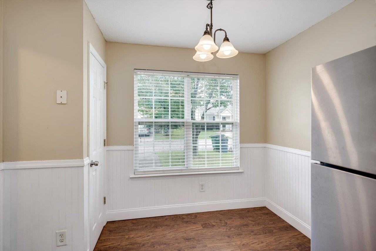 153 Photinia Dr - Photo 5 of 24