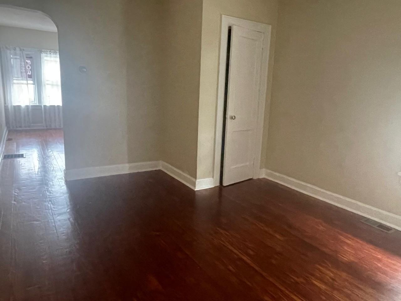 121 Washington Ave - Photo 2 of 9