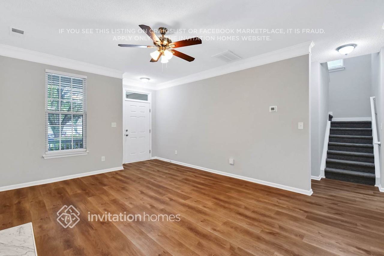 1199 Lempster Dr Nw - Photo 3 of 27