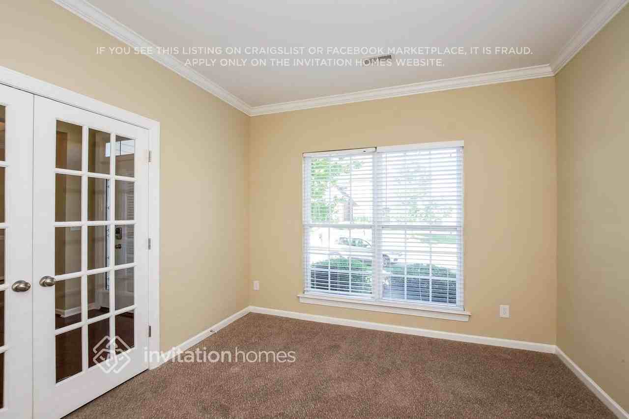11324 Huntington Meadow Ln - Photo 5 of 15