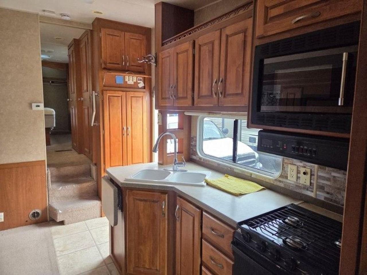 Ocean View MHP - Photo 5 of 18