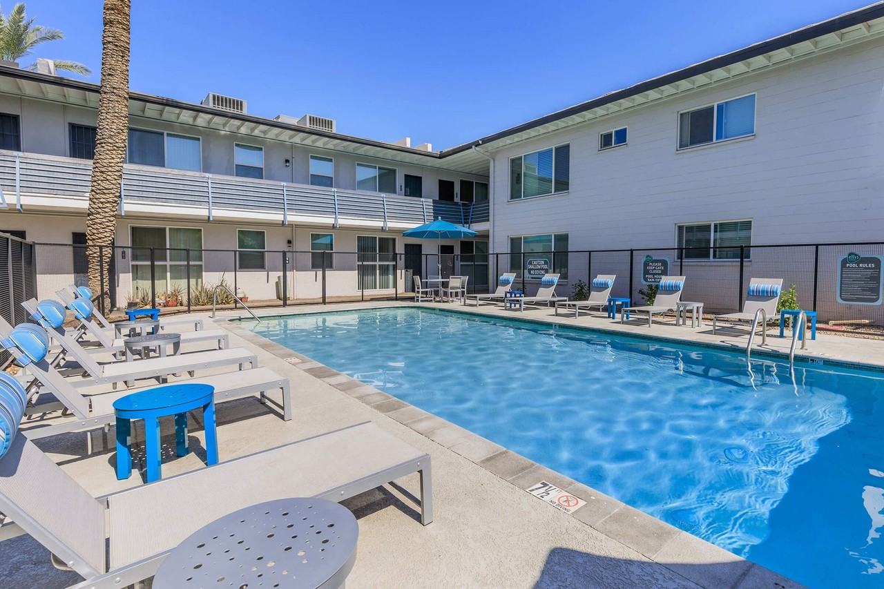 Ellis Midtown - Photo 5 of 50