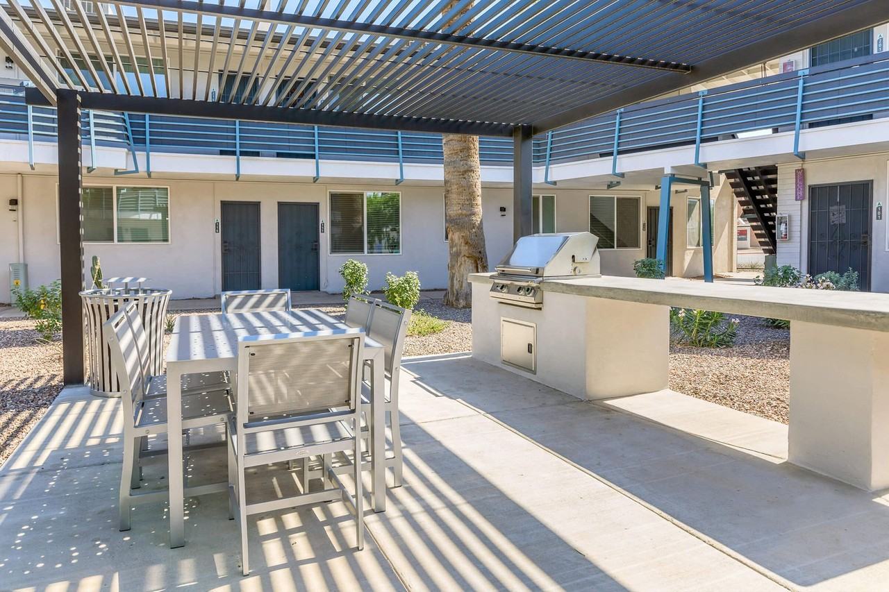 Ellis Midtown - Photo 7 of 50