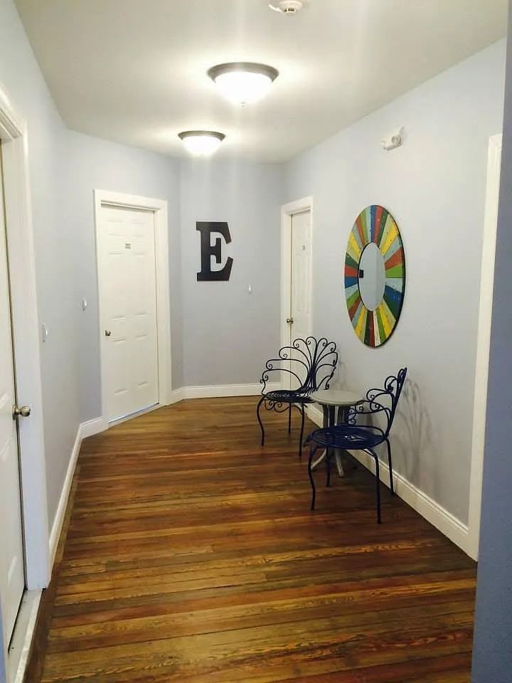 The English - Photo 4 of 6