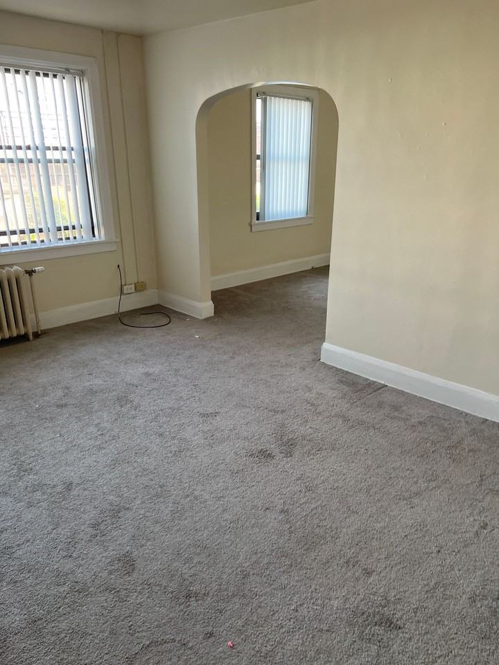 Hobart Wightman Apartments - Photo 7 of 11