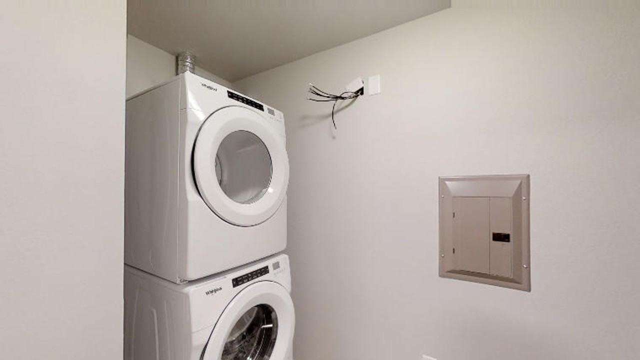 728 Cedar Bluffs Way - Photo 4 of 7