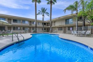 featured image of 3658 N 5th Ave