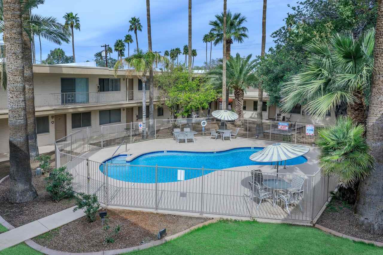 Park Royal - Photo 7 of 24