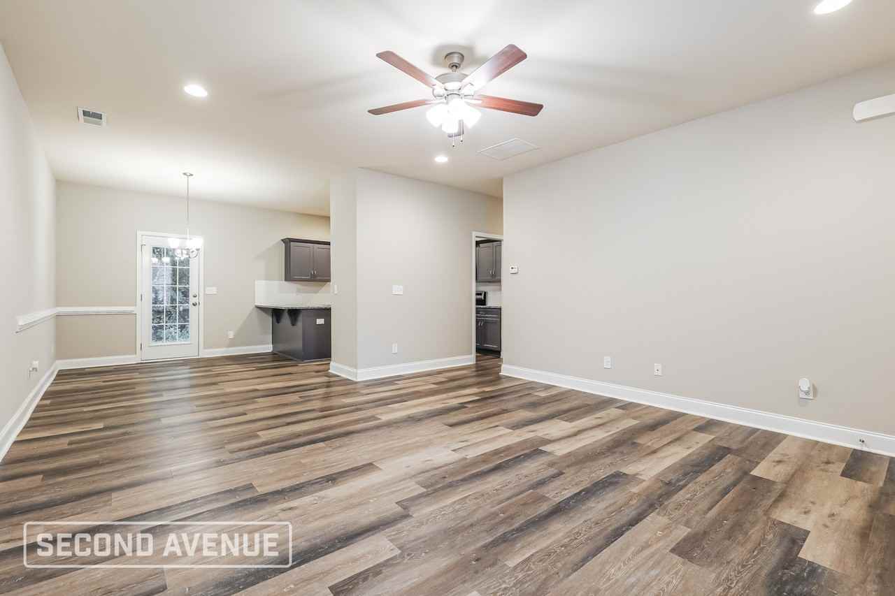 6170 Reagan Chase - Photo 5 of 27