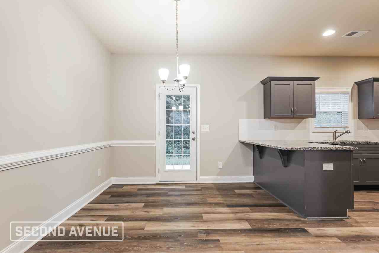 6170 Reagan Chase - Photo 7 of 27