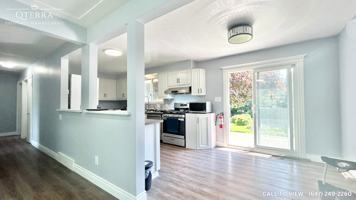 featured image of 593 Mount Anne Dr