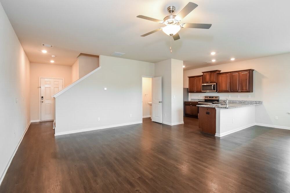 128 Innis Brook Cir - Photo 7 of 17