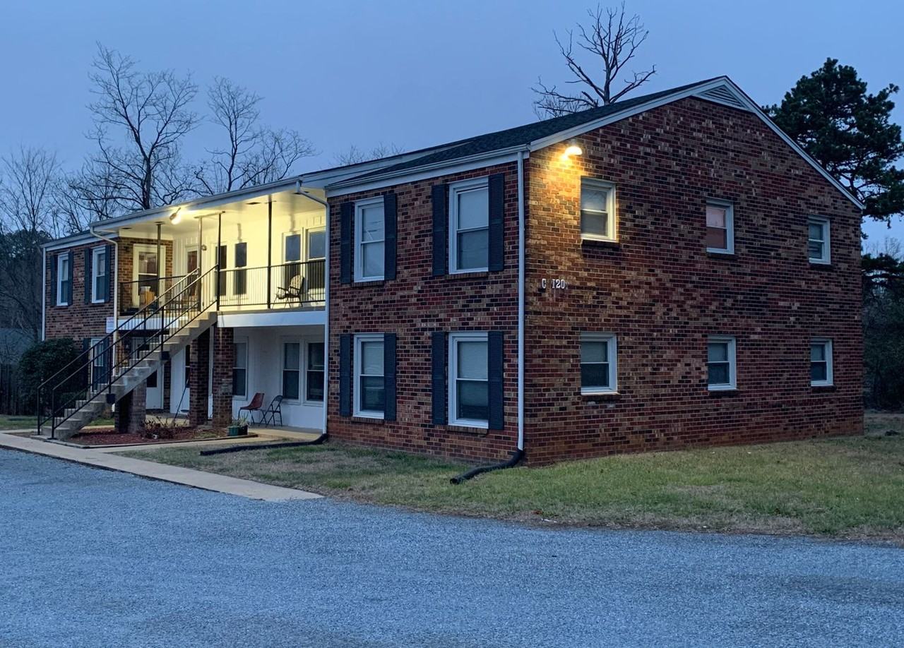 Avondale Apartments - Photo 7 of 12