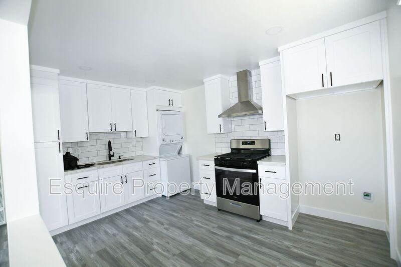 71 Raemere St - Photo 4 of 14