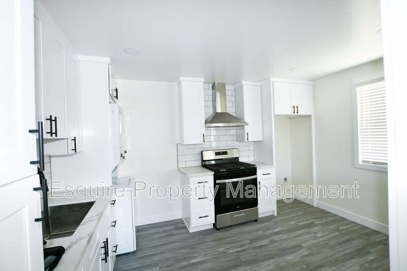 71 Raemere St - Photo 5 of 14