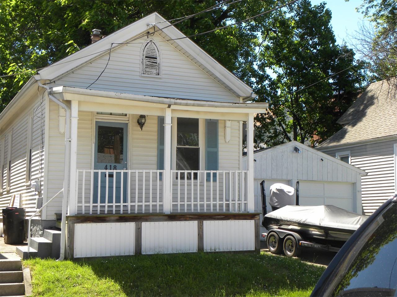 418 3rd Ave - Photo 2 of 23
