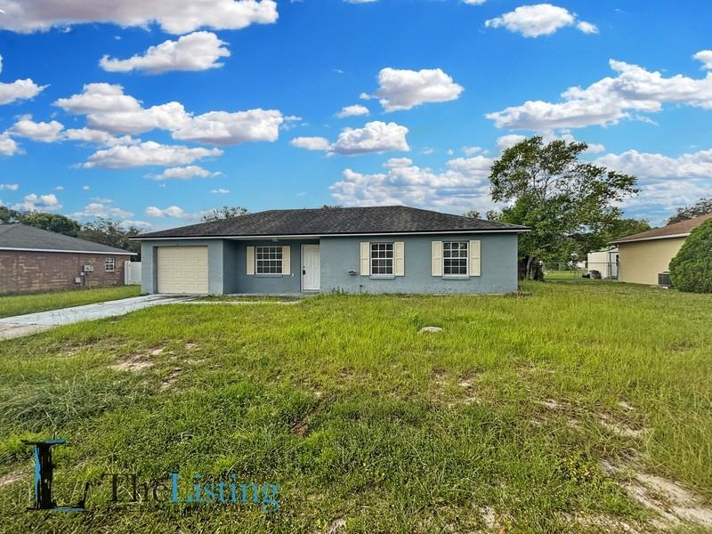 5653 Viburnum Ct - Photo 3 of 25