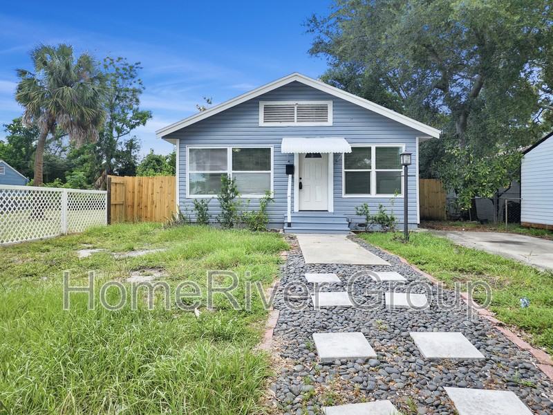 1835 47th St S - Photo 2 of 24