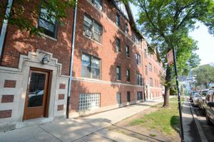 featured image of 2706 N Spaulding Ave #1FF