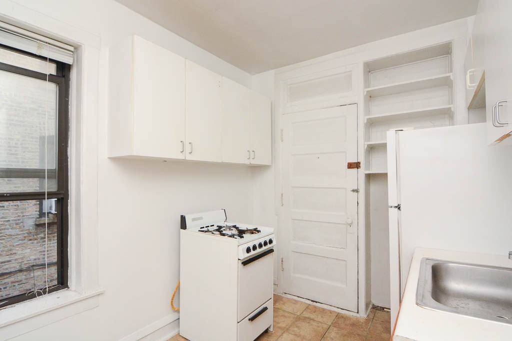 2706 N Spaulding Ave #1FF - Photo 2 of 21
