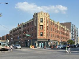 featured image of 3335 W Diversey Ave #108