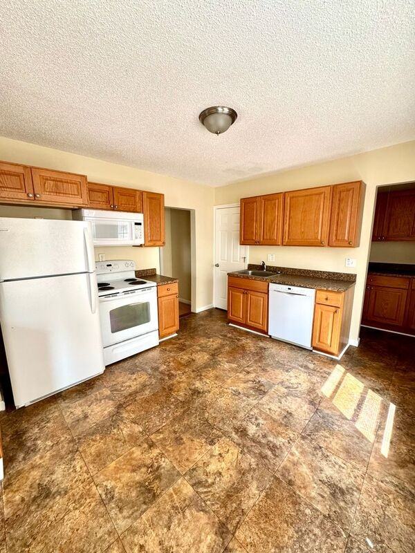 15 Casimir St #2 - Photo 2 of 13