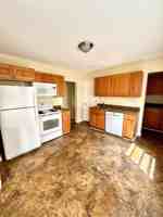 featured image of 15 Casimir St #2