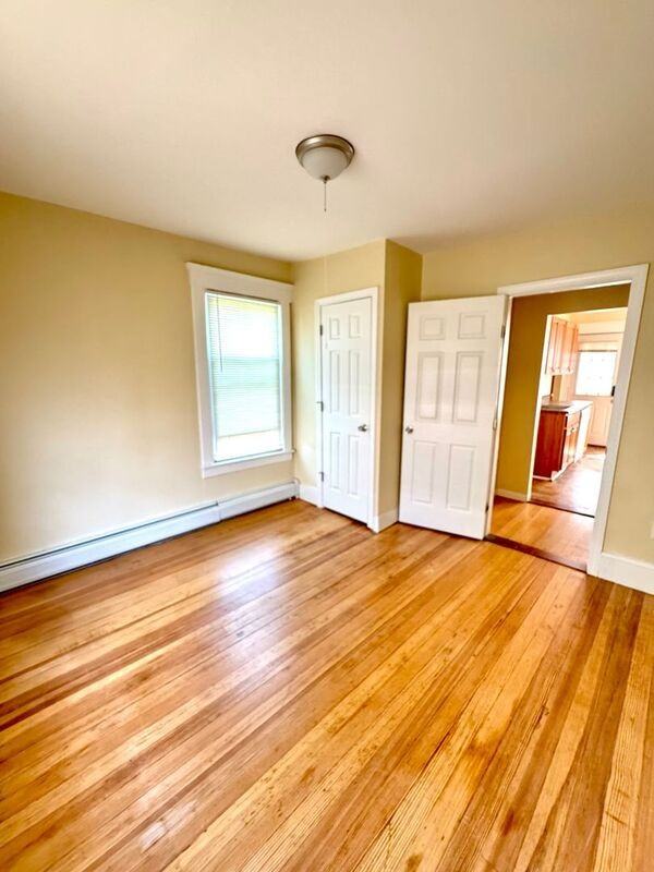 15 Casimir St #2 - Photo 4 of 13