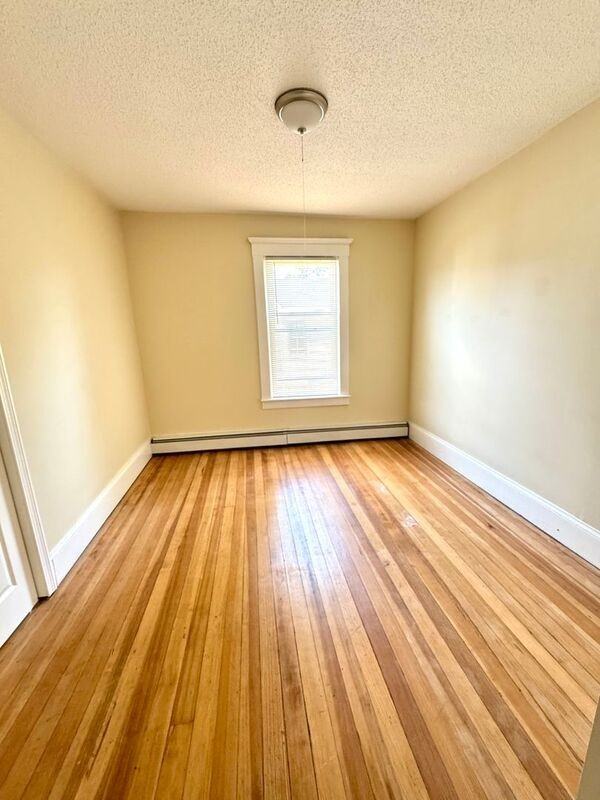 15 Casimir St #2 - Photo 6 of 13