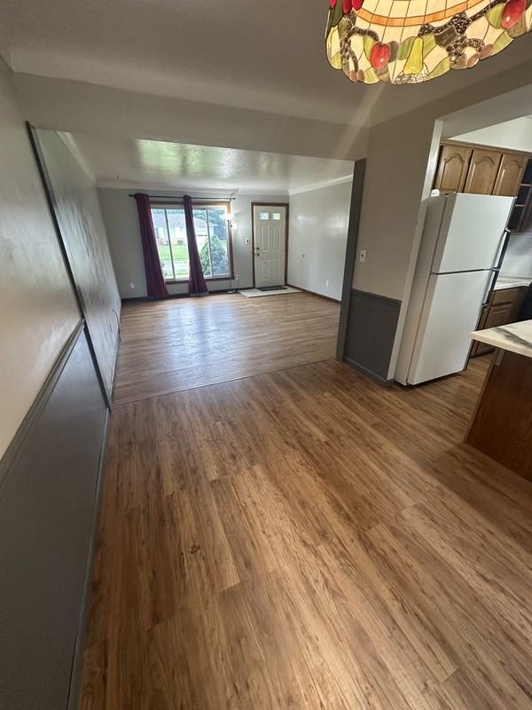 23660 Comstock Rd - Photo 3 of 35