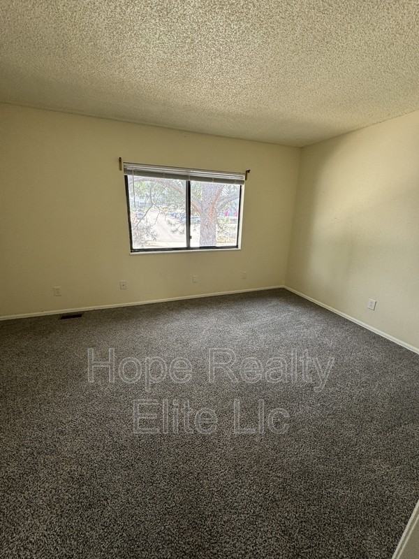 3762 Oro Blanco Dr - Photo 3 of 12