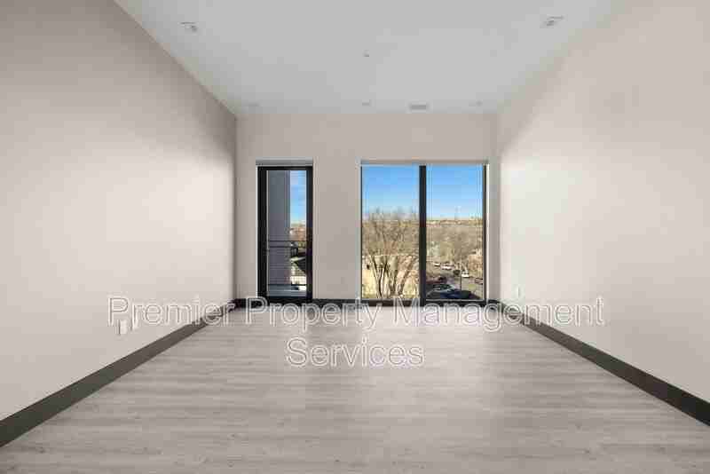 2310 1st Ave N #501 - Photo 3 of 21