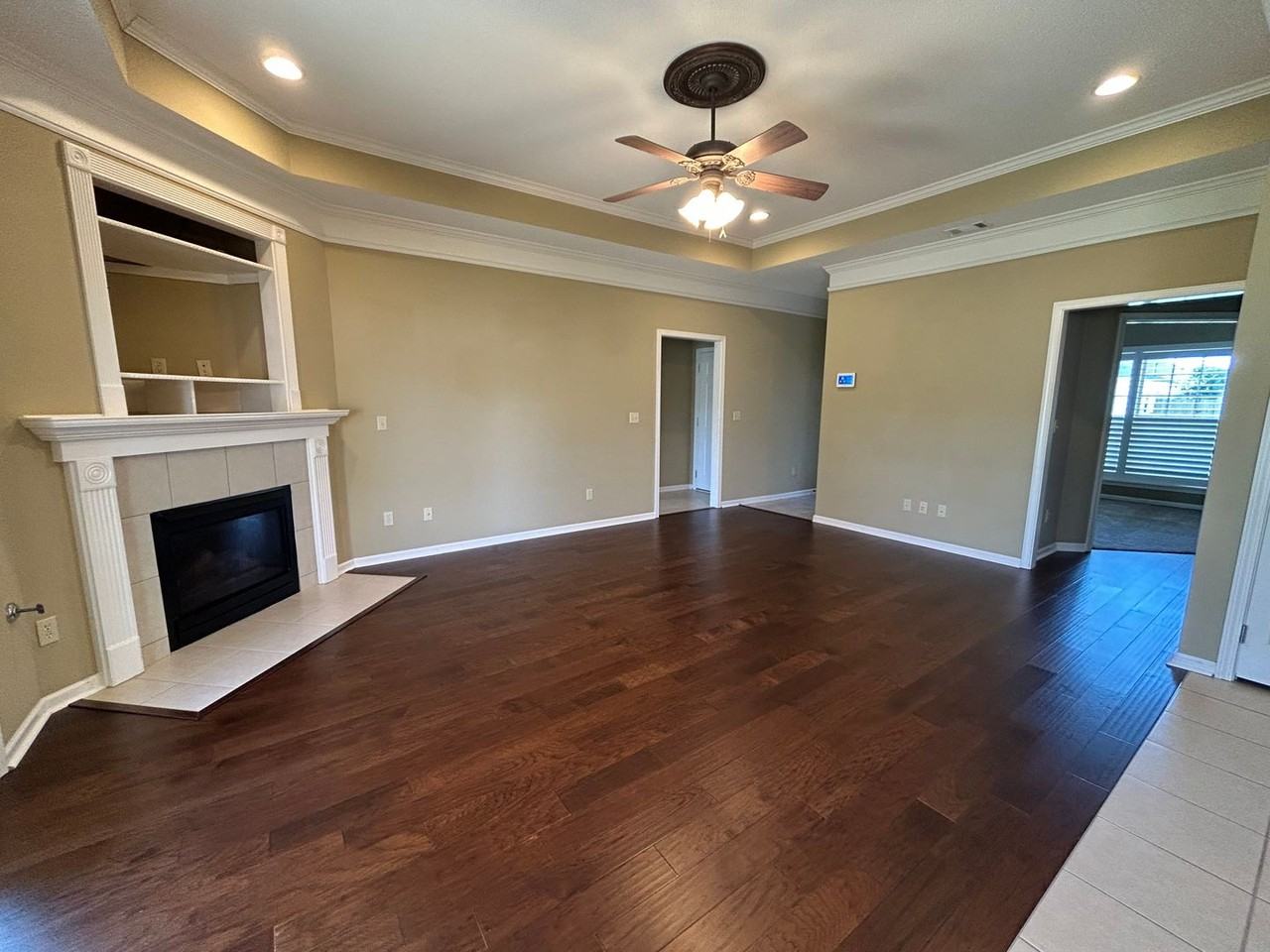 5204 Easton Ln - Photo 6 of 23