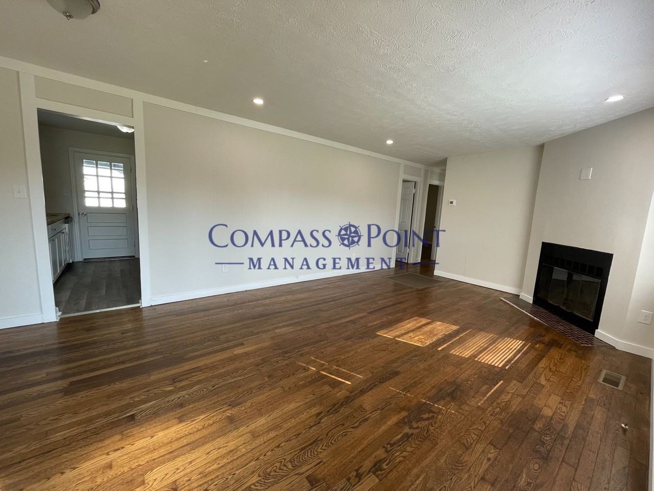 277 Hillsboro Ave - Photo 2 of 16