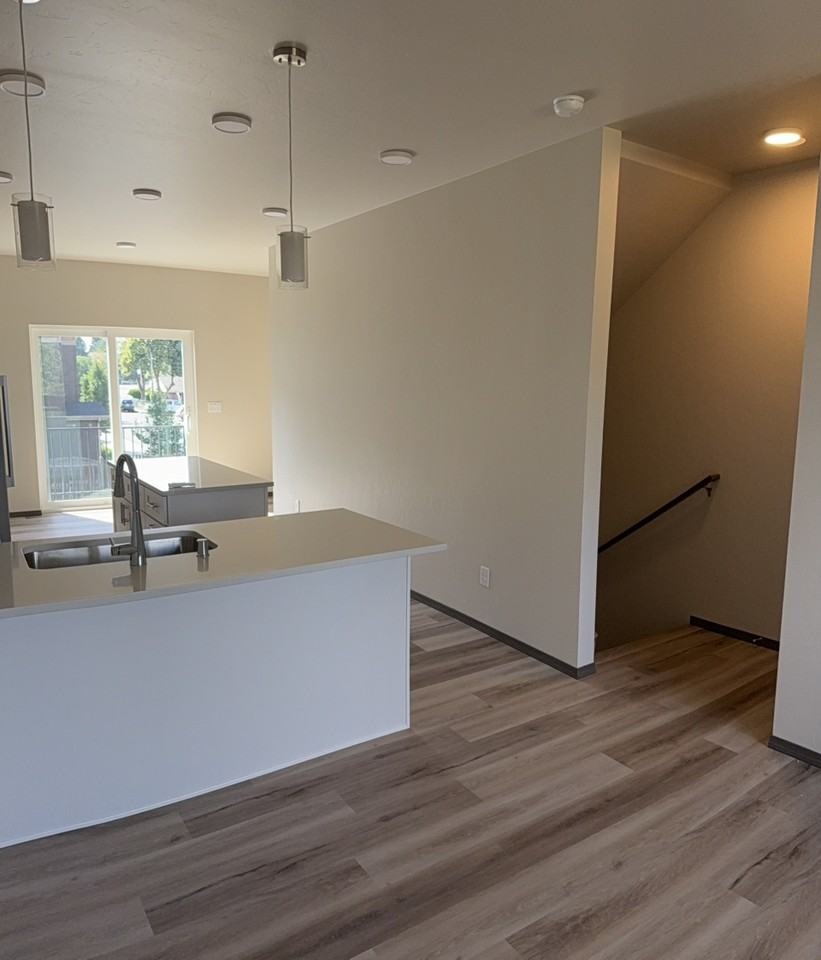 12404 E Olive Ave #102 - Photo 4 of 11