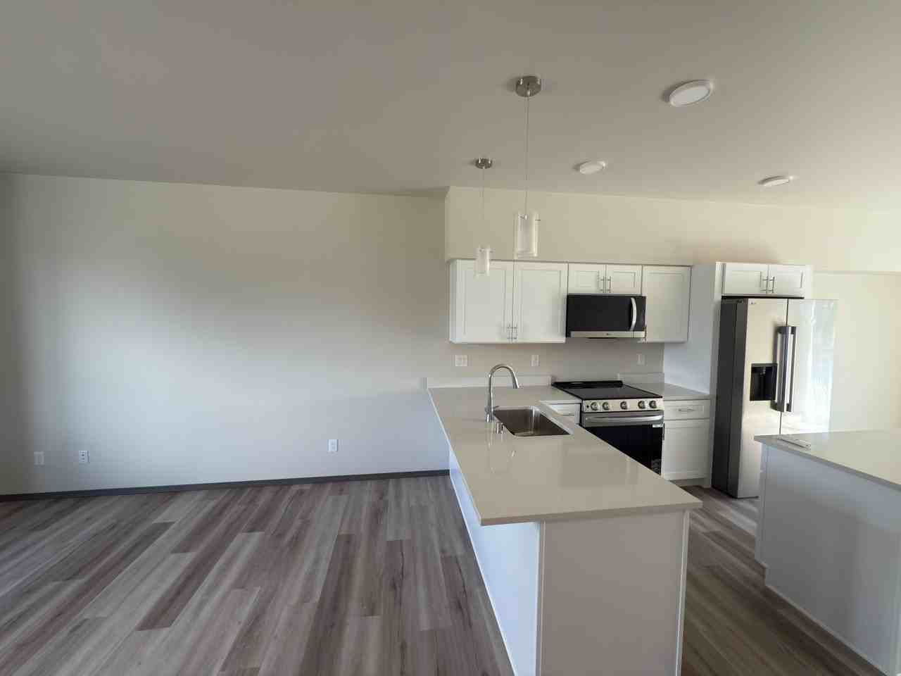 12404 E Olive Ave #102 - Photo 2 of 11