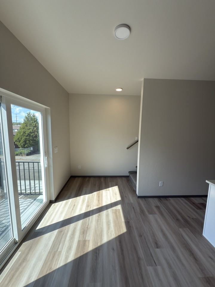 12404 E Olive Ave #102 - Photo 6 of 11