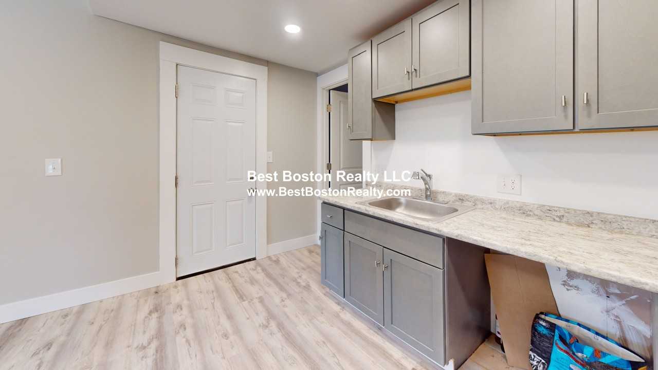 2 Newland St - Photo 3 of 13