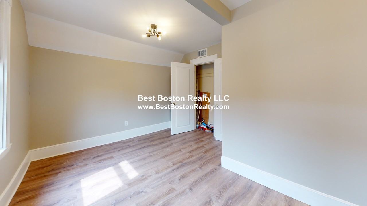 2 Newland St - Photo 4 of 13