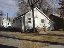 featured image of 739 Custer Ave #B