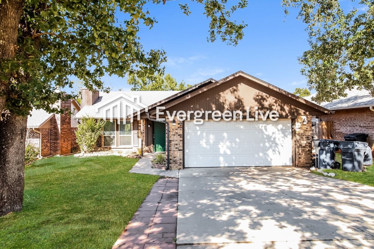 2837 Green Canyon Dr - Photo 2 of 18