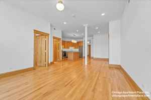 featured image of 3406 N Sheffield Ave #3