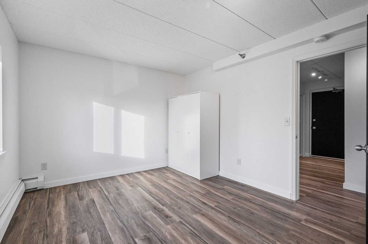 Mt. Calvary Apartments - Photo 6 of 9