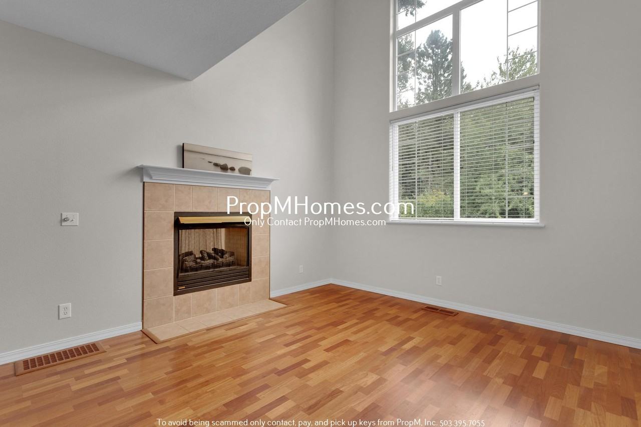 12025 Sw Winterhawk Ln - Photo 3 of 28