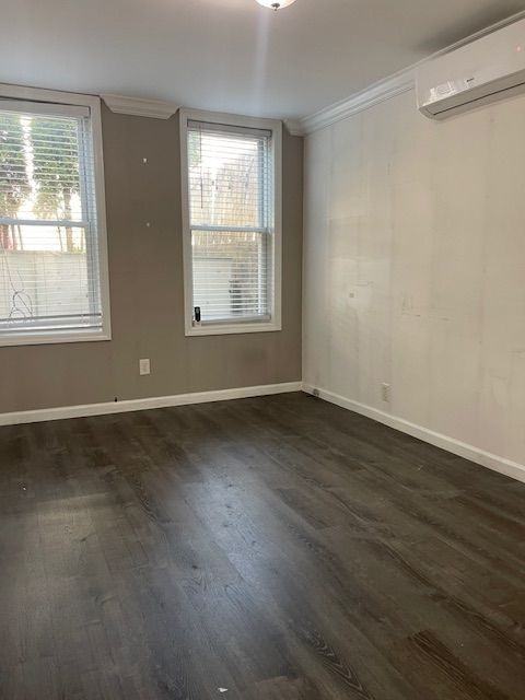 1644 Mayflower Ave ##If - Photo 2 of 6