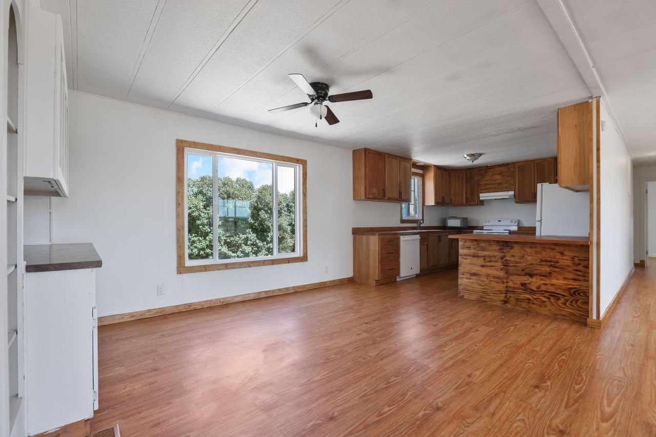 12 N 2162 W - Photo 5 of 31