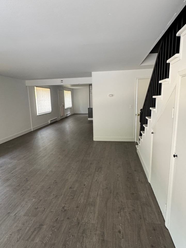 8826 238th St Sw - Photo 5 of 30